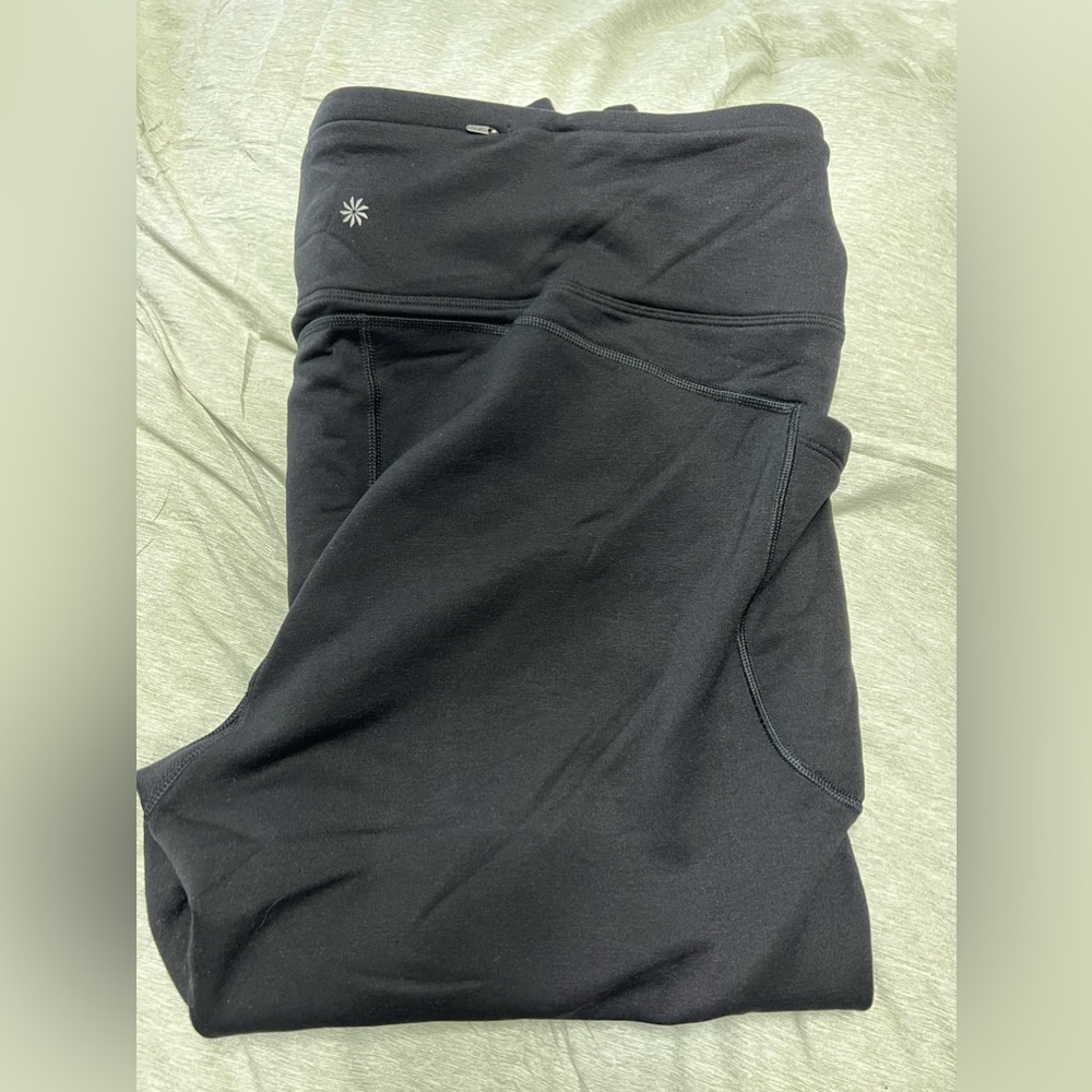 Athleta altitude stash tight in polartec